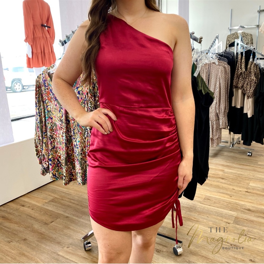 Wine Red One Shoulder Ruched Satin Dress Sz.L